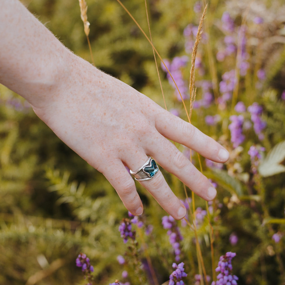 Adonis Ring Blue