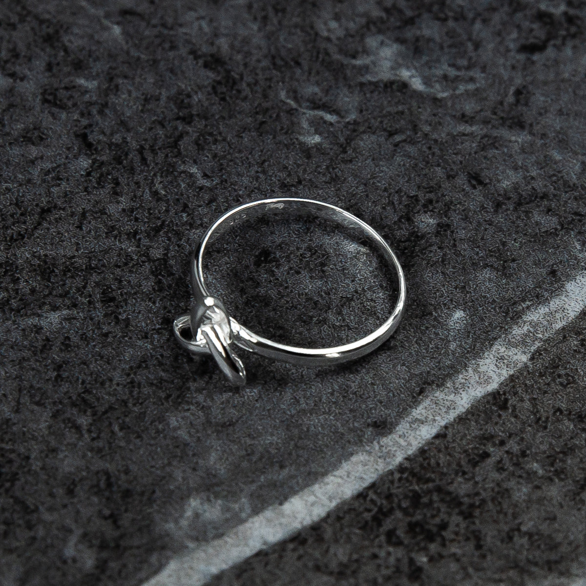 Aloura Ring