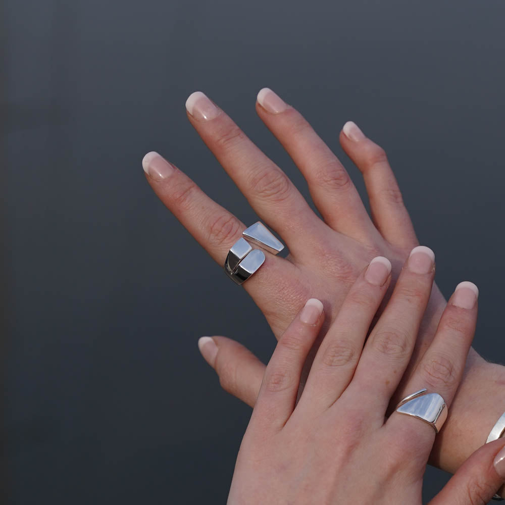 Maxine Ring