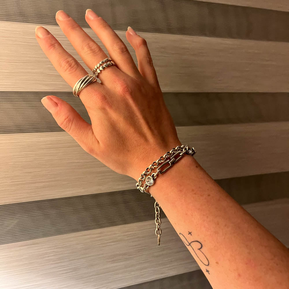 Maggie Ring