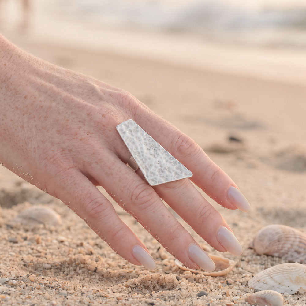 Theda Ring