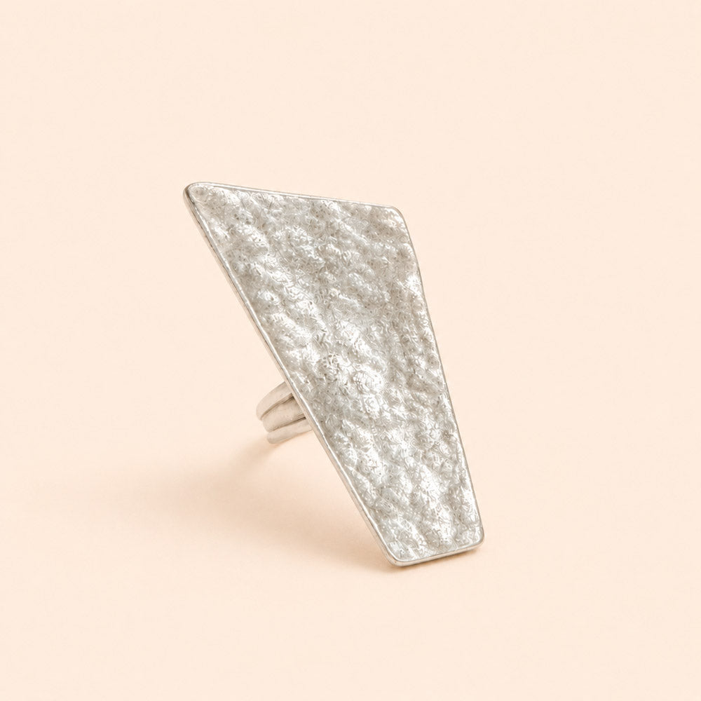 Theda Ring