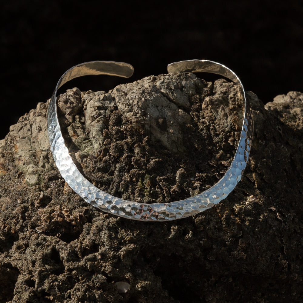 Elora Hammered Collar - Large
