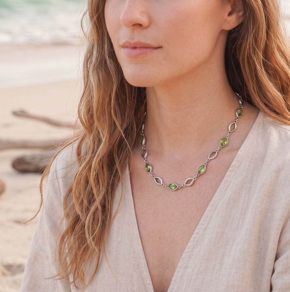 Apple Necklace Green