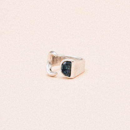 Cara Ring