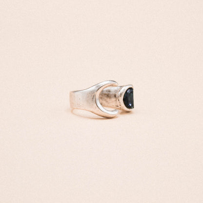 Cara Ring