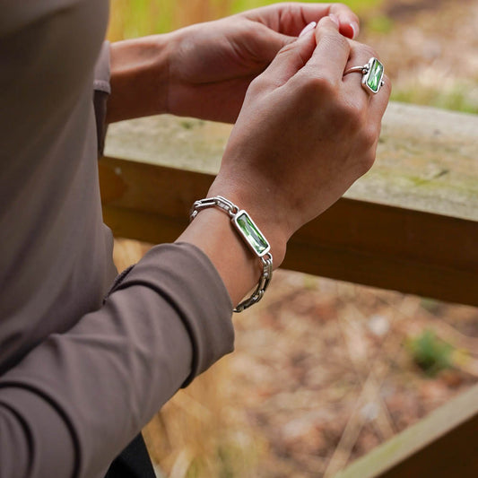 Gwynevere Bracelet - Green