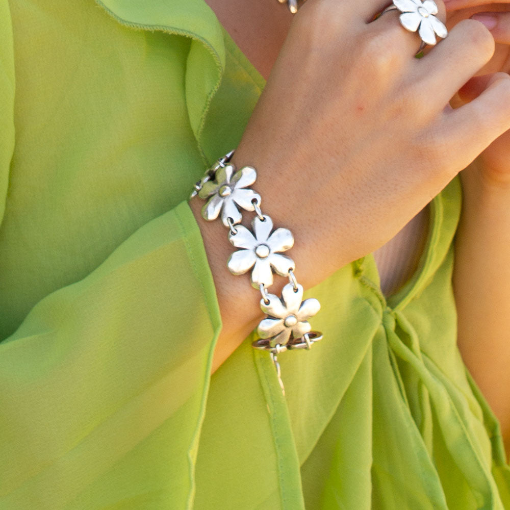 Daisy Bracelet