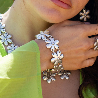 Daisy Bracelet