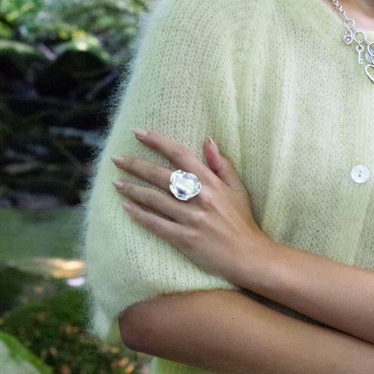 Elle Ring