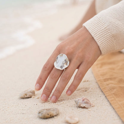 Elle Ring
