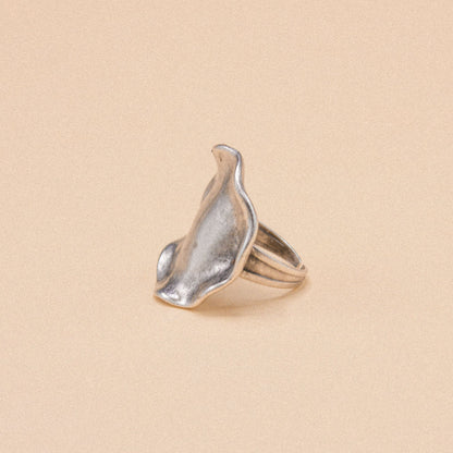 Elle Ring