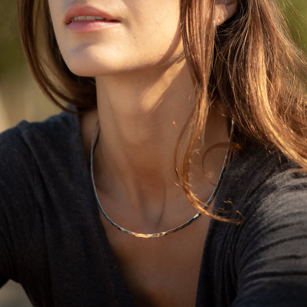 Elspeth Hammered Collar